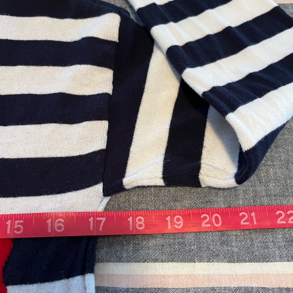 TOMMY BAHAMA 🌴  | Small | SOFT Sweater! - Picture 8 of 12